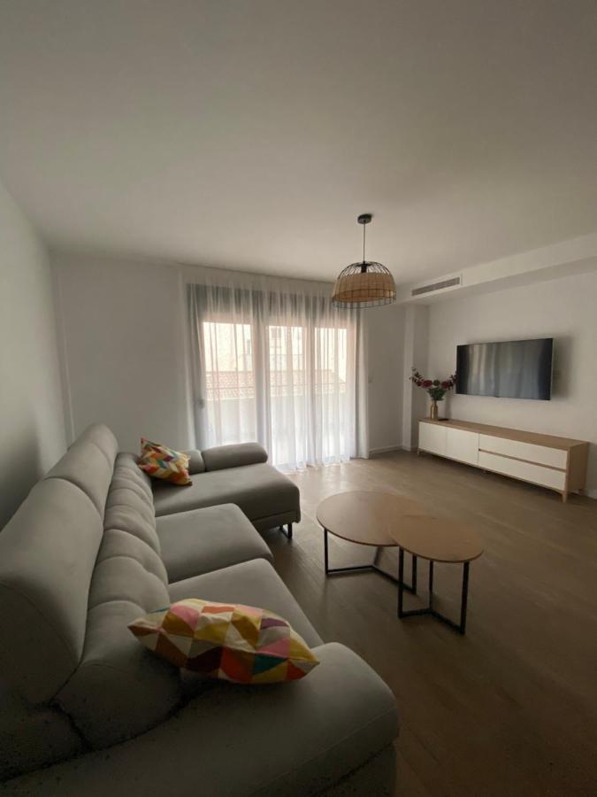 Isabel Apartment *